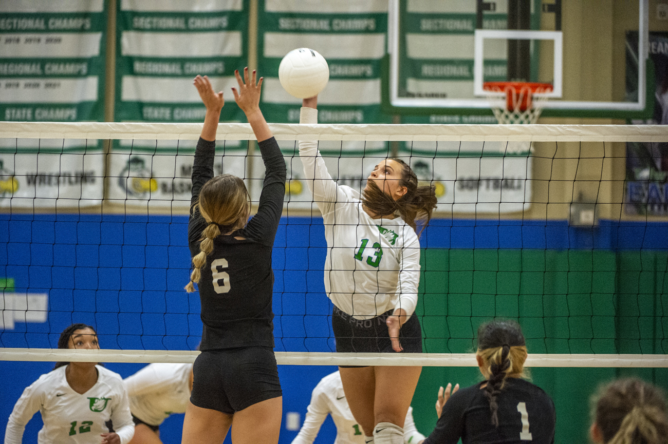 Uwharrie Charter heads to the second round in volleyball